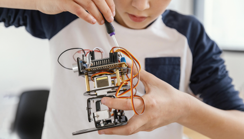 El oqýshylary halyqaralyq robototehnıka chempıonatyna qatysady