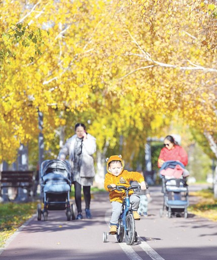 «Altyn alqaly» analar nege azaıyp barady?