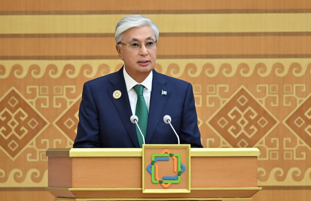 Qasym-Jomart Toqaev: Qurlyq arqyly baılanystyń mańyzy arta túsedi