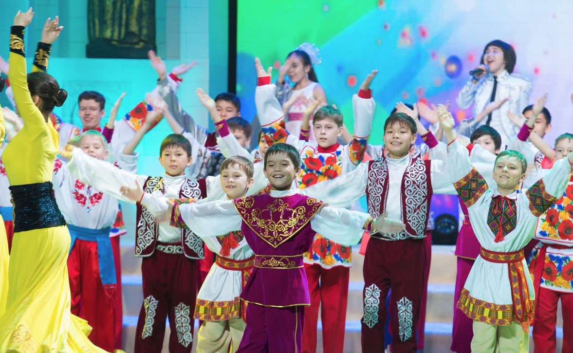 «Qazaq halqyna árqashan qaryzdarmyz»