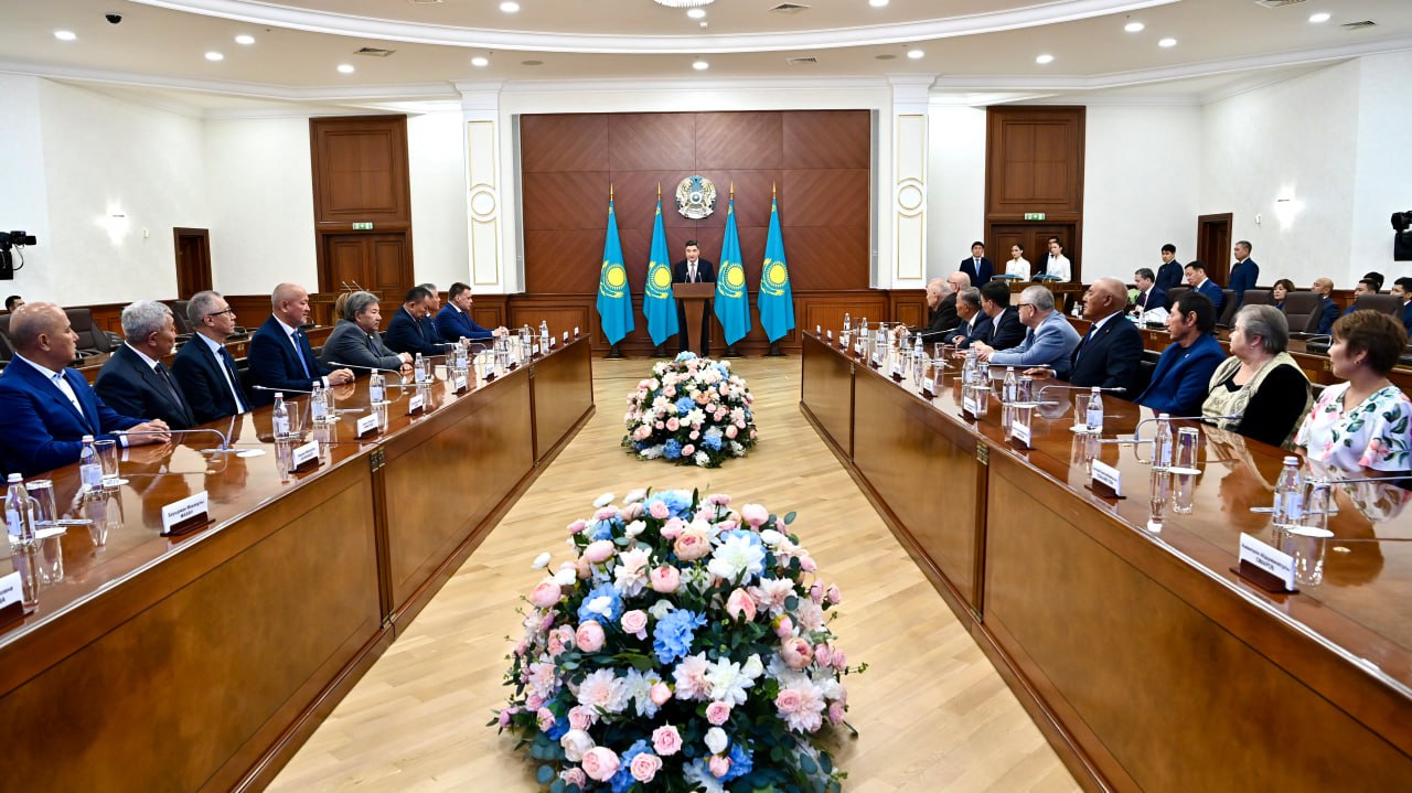 Qurylysshylarǵa memlekettik nagradalar tabystaldy