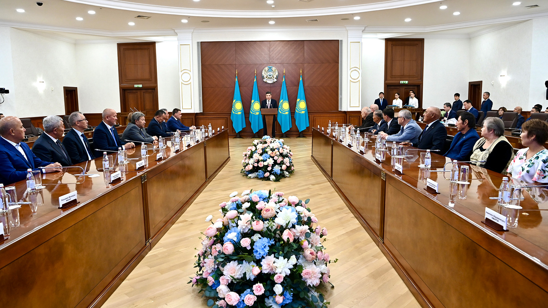 Qurylysshylarǵa laıyqty qurmet