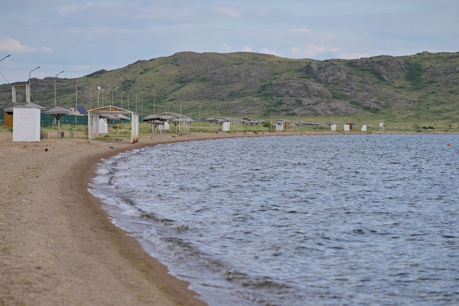 Baıanaýyldaǵy kól jaǵalaýynda erekshe qajettiligi bar jandar da tynyǵa alady
