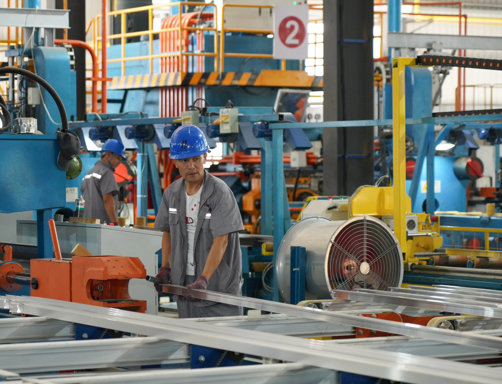 Túrkistan obylysynda alıýmınıı buıymdaryn shyǵaratyn zaýyt ashyldy