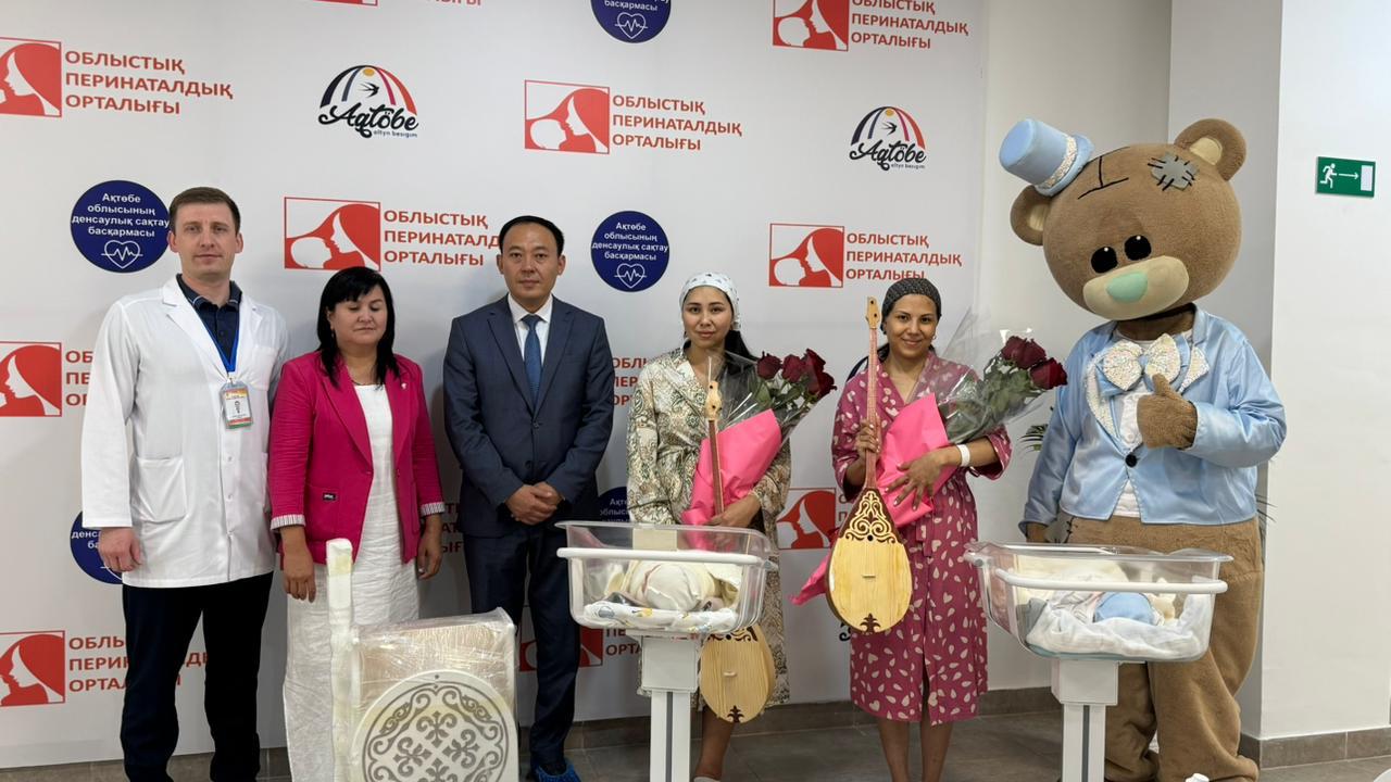 Aqtóbelikter Abaıdyń shyǵarmashylyǵyna saıahat jasady