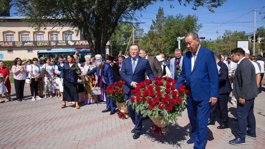 Almaty oblysynda Abaıdyń 180 jyldyq mereıtoıy atalyp ótti