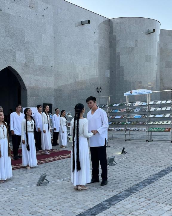 «Abaı álemi»: Aqyn shyǵarmalaryna arnalǵan kesh ótti