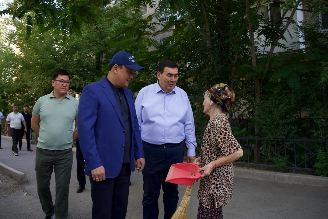 «Taza Qazaqstan»: Qarashókeev Tarazdaǵy jumysty tekserdi