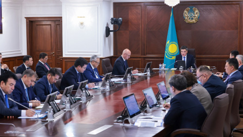 Úkimette JI-di jedel damytý baǵytyn baqylaıtyn sıfrlyq shtab quryldy