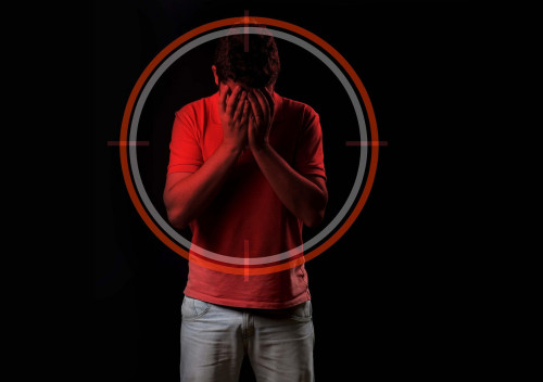 Alty jyl jasyrynǵan esirtki satýshy kórshi elden ustaldy