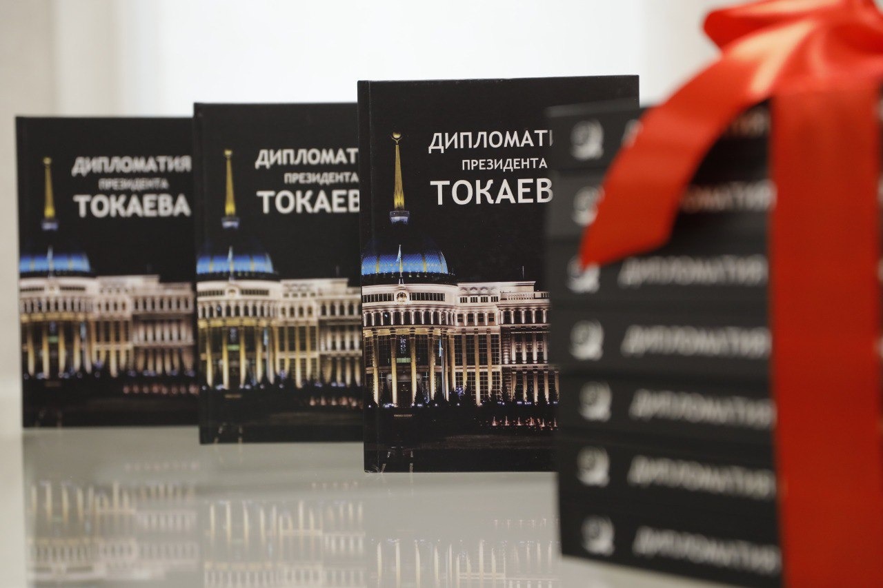 Dáýir dıdaryndaǵy dıplomatııa