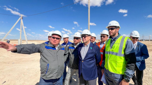 Mańǵystaýda jańa gaz óńdeý zaýyty boı kóterip jatyr