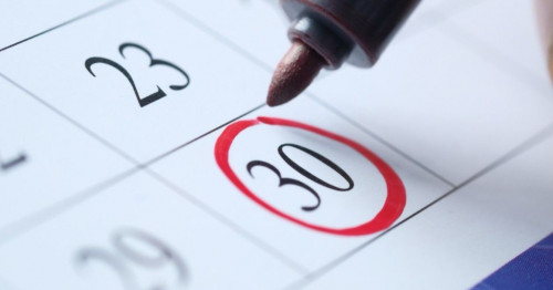 Qyrkúıek pen qazanda qandaı qosymsha demalys bar?