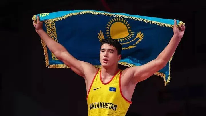 Qazaq balýany erkin kúresten álem chempıonatynda altyn júlde aldy