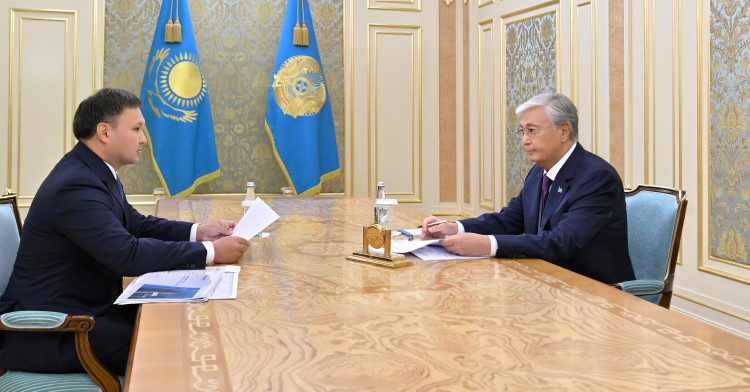 Memleket basshysy «QazMunaıGaz» UK» AQ basqarma tóraǵasy Ashat Hasenovti qabyldady