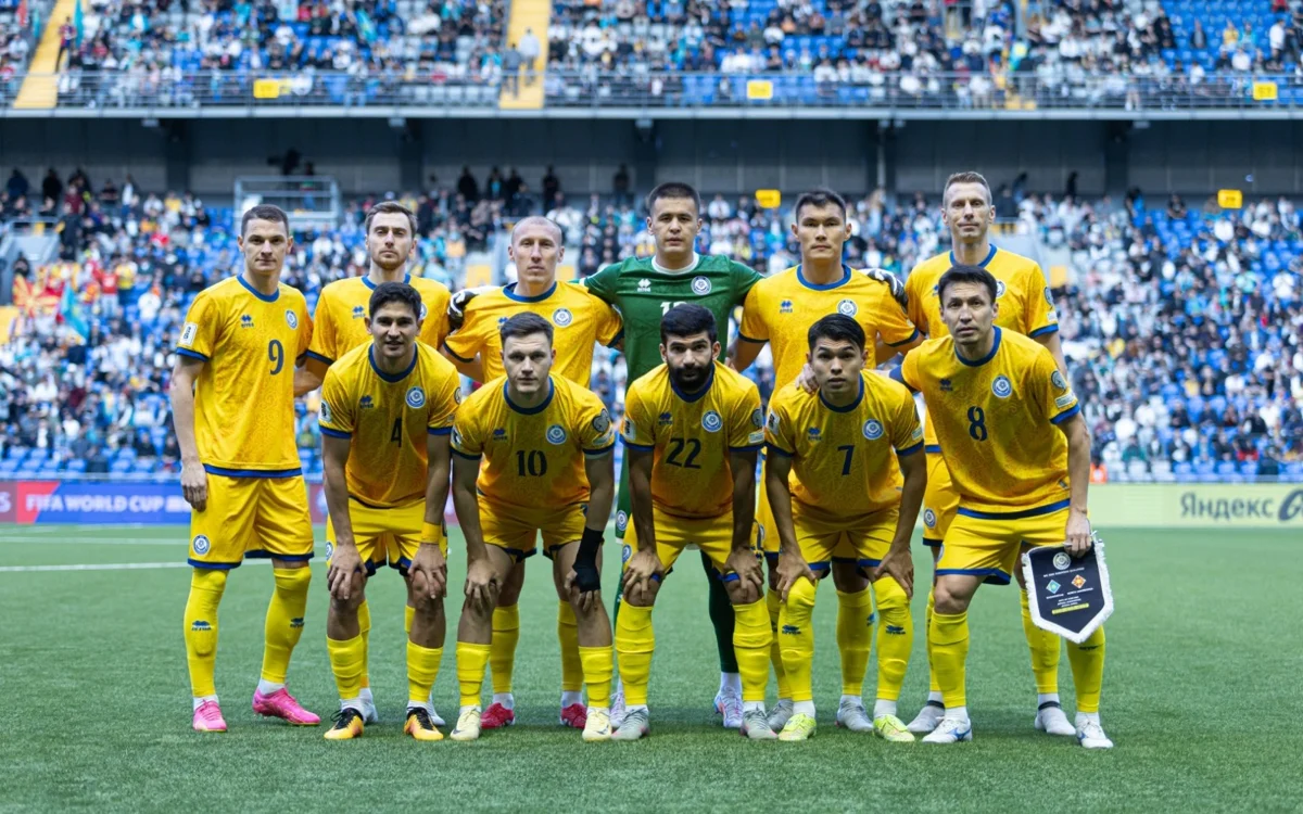 Fýtboldan Qazaqstan quramasynyń keńeıtilgen tizimi jarııalandy