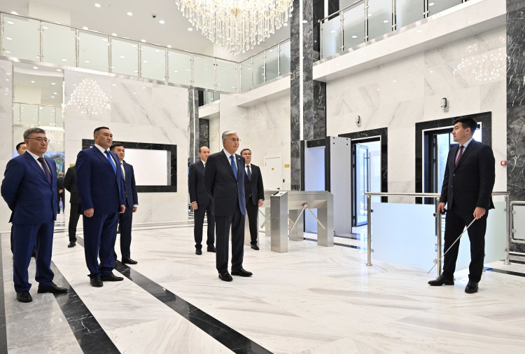 Prezıdent UQK departamentiniń jańa ǵımaratyna bardy