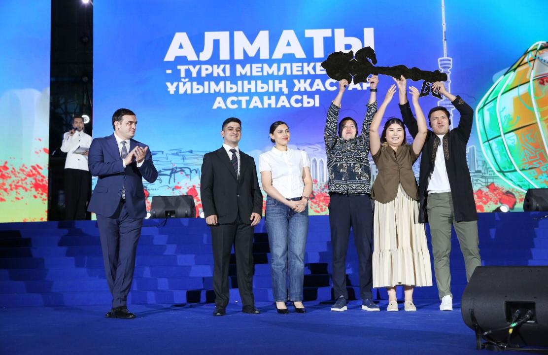 Túrki álemi: jas býyn úni