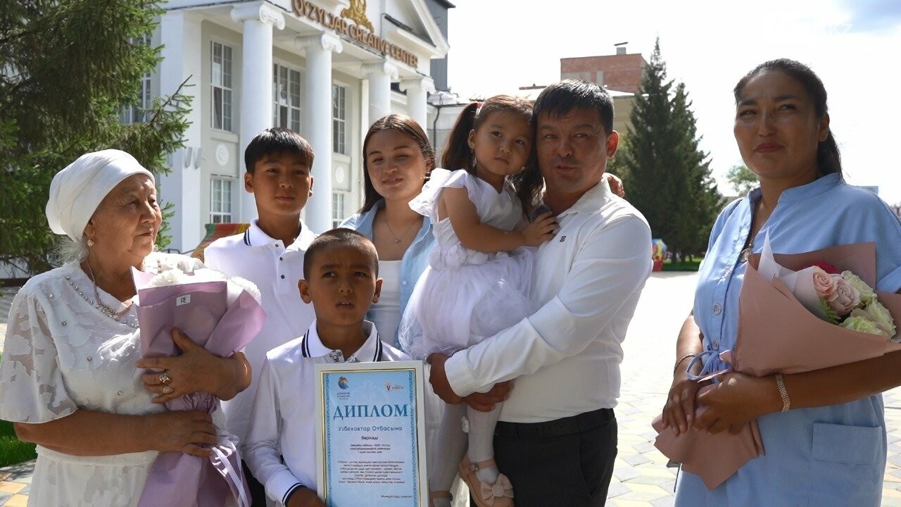 Júzden júırik shyqqan otbasy