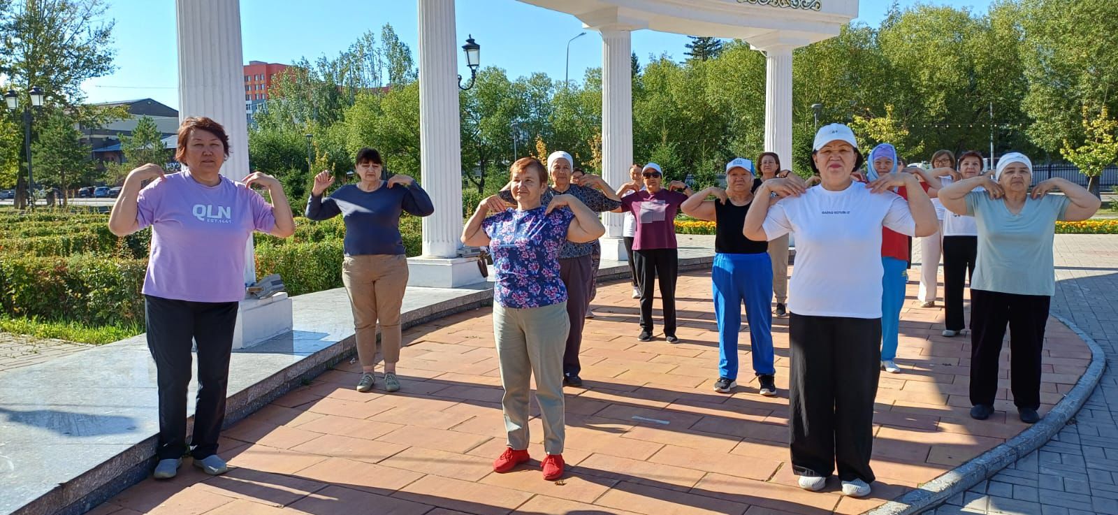 Qarııalarǵa qamqorlyq – áleýmettik saıasattyń basym baǵyty