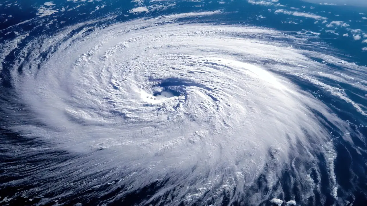 Vetnamda «Kadzıkı» taıfýnyna baılanysty shuǵyl sharalar qabyldandy