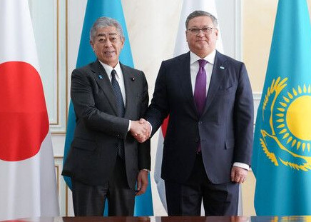 Qazaqstan men Japonııa aımaqtyq sammıt ótkizýge daıyn