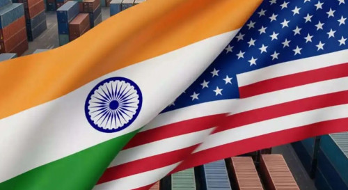 AQSh Úndistanǵa salynatyn salyqty 50%-ǵa kóterdi