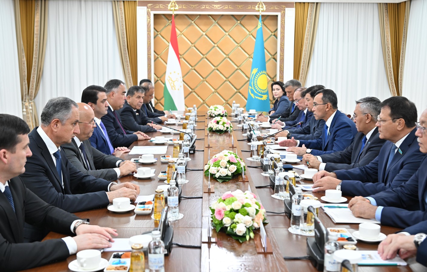 Yntymaqtastyqty damytatyn ortaq múdde