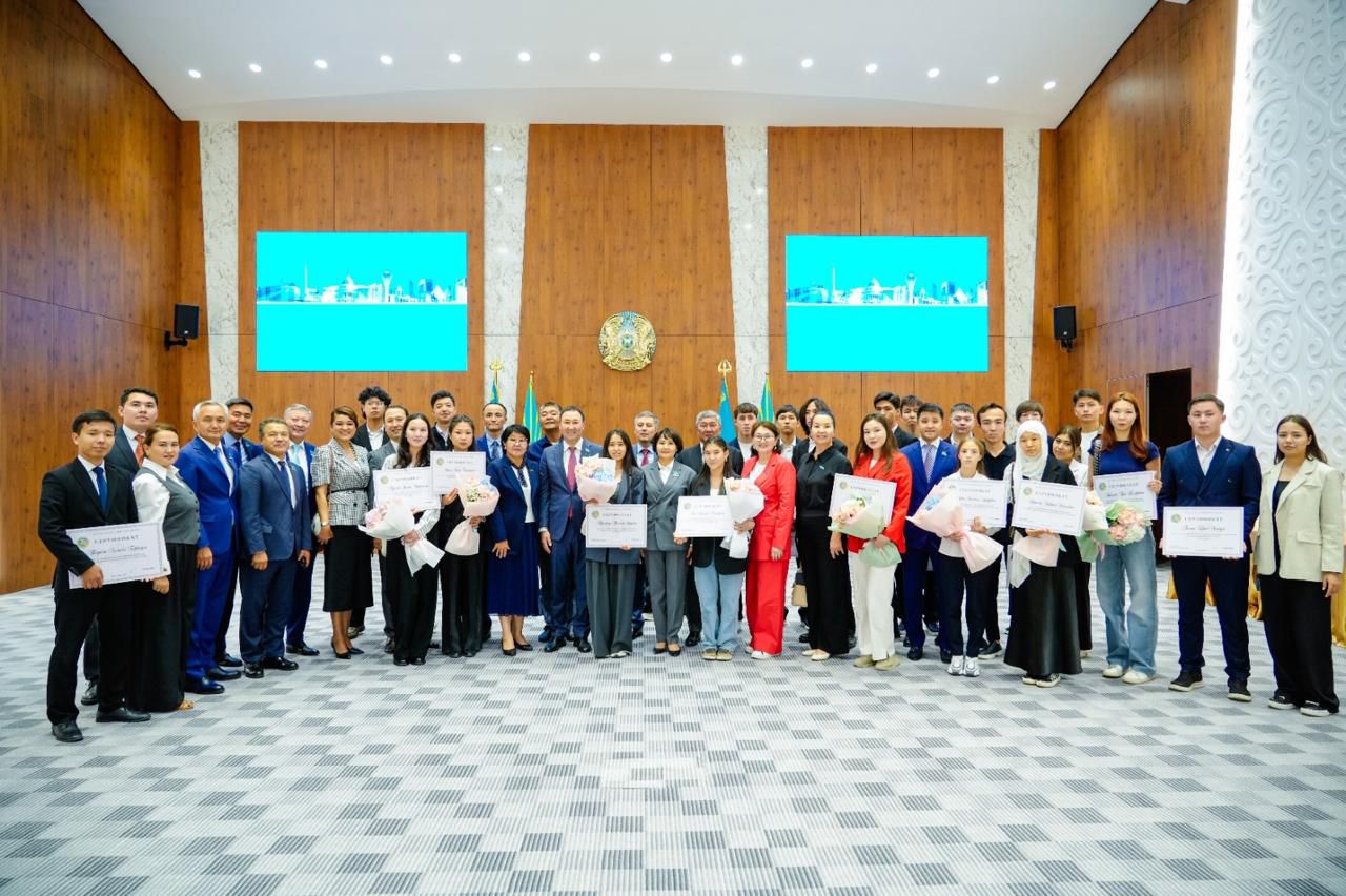 Elordalyq jastarǵa grant tabystaldy