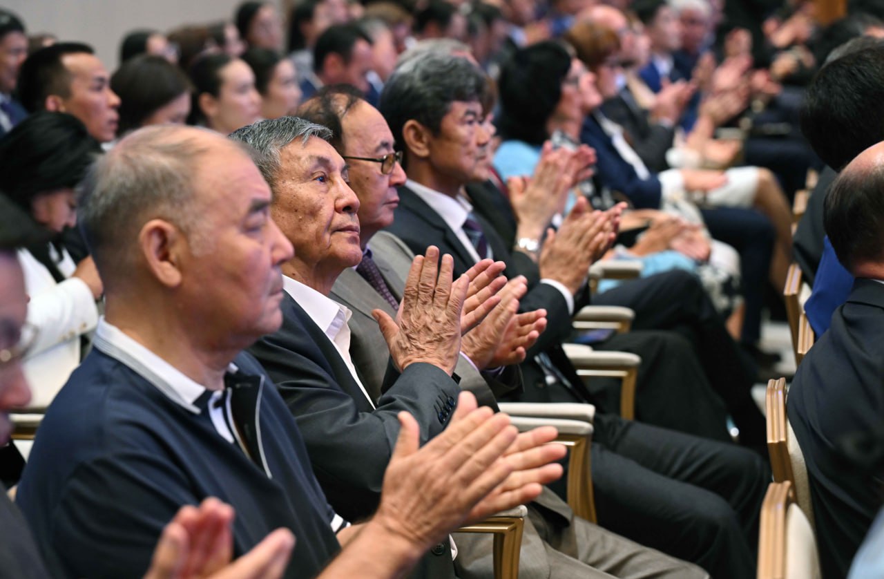 Ulttyq ekonomıkamyzdyń myqty ındýstrııalyq negizin qalap jatyrmyz – Toqaev