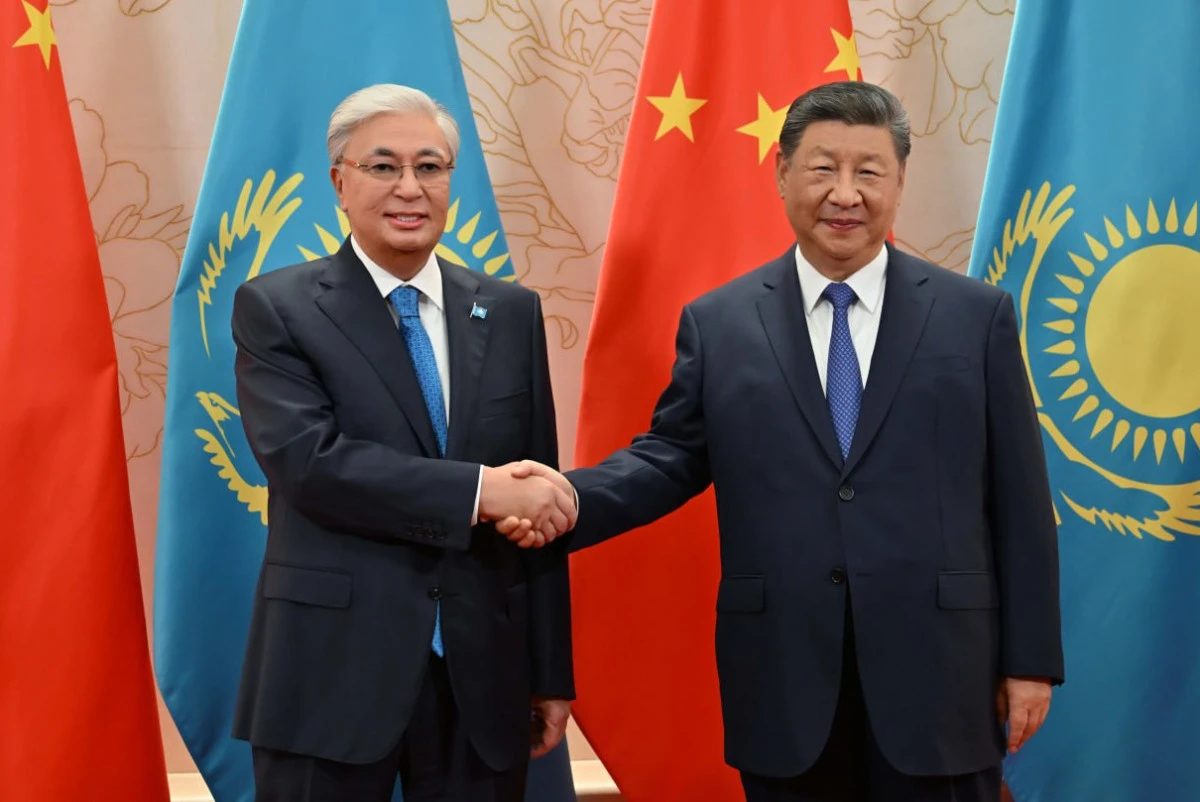 Qytaı BAQ-tary Sı Szınpın men Toqaev kezdesýin qalaı baǵalady: senim, sımvolızm jáne jańa kelisimder