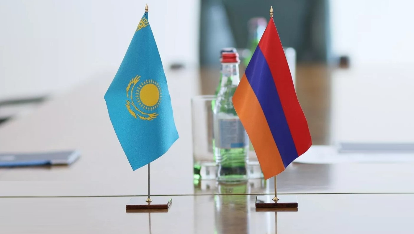 Qazaqstan men Armenııa kóshi-qon salasynda áriptestikti kúsheıtti
