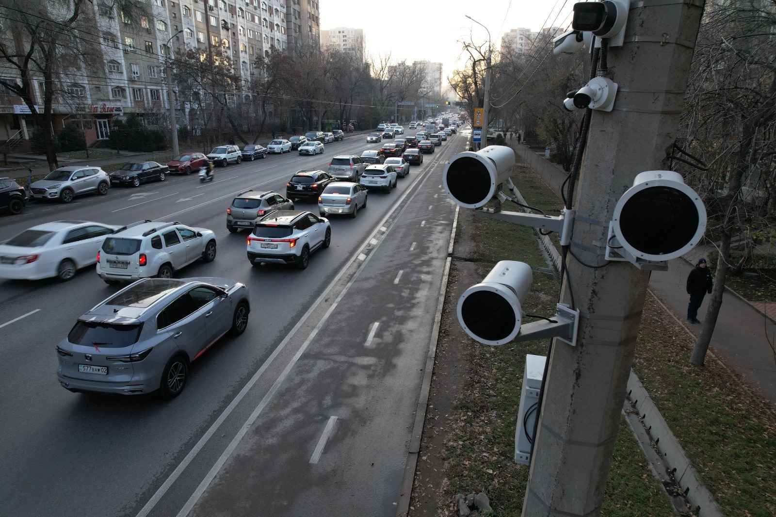Almatyda adamnyń bet-álpetin tanıtyn qansha beınekamera bar