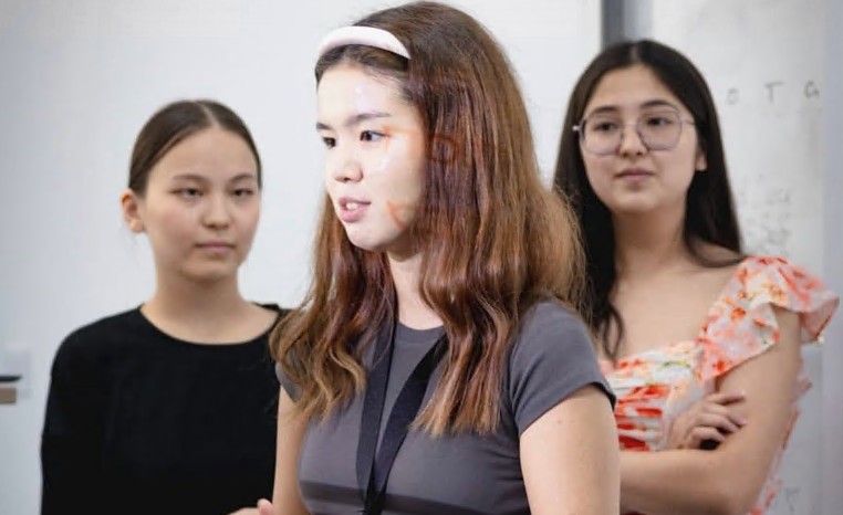 Eńbekke yntalandyratyn platforma