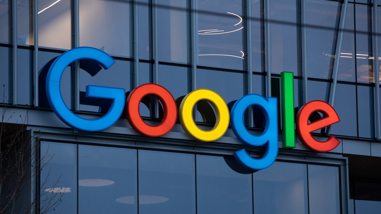 Google kompanııasyna 2,95 mlrd eýro aıyppul salyndy