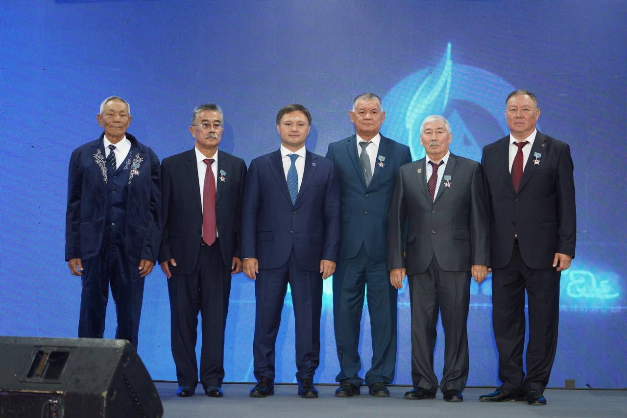 Memlekettik nagradamen marapattaldy