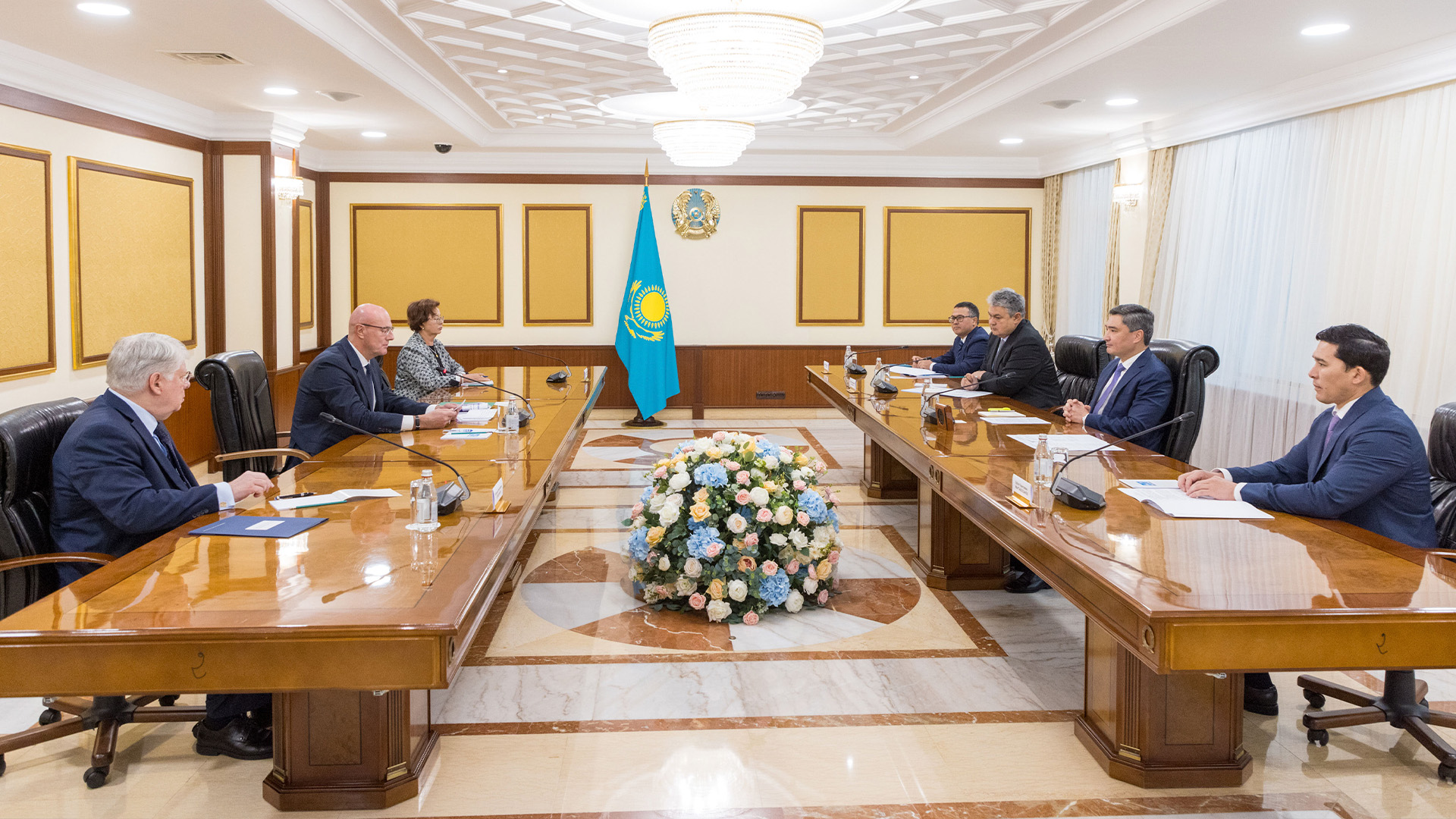 Úkimette Reseı men Qazaqstan arasyndaǵy yntymaqtastyq máseleleri talqylandy