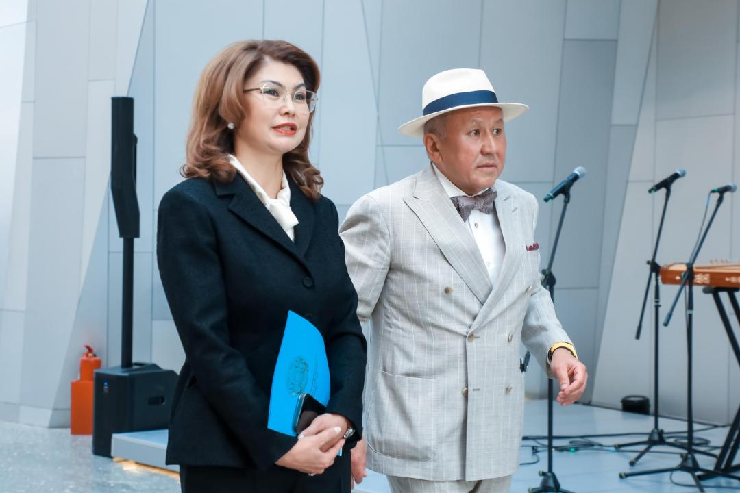 Zamanaýı óner mýzeıiniń tanystyrylymy