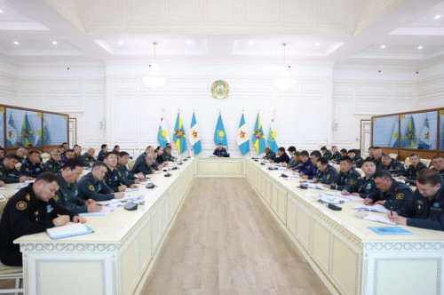 Qorǵanys mınıstrliginde Prezıdent Joldaýyn iske asyrý tetikteri talqylandy