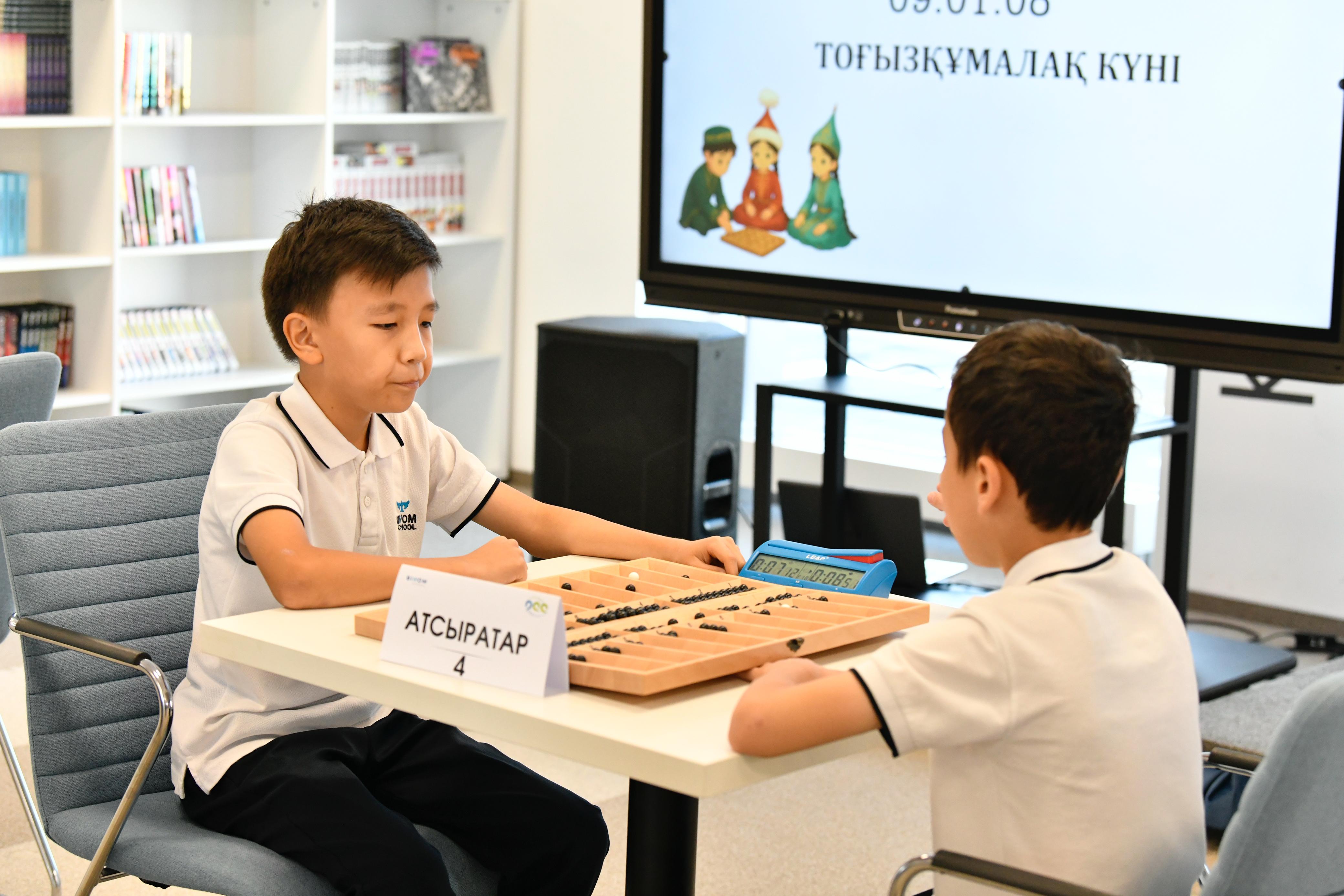 Oılylar men zerdeliler oıyny