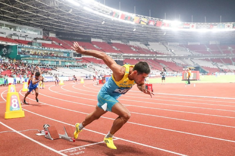 Jelaıaqtar Japonııada jarysady