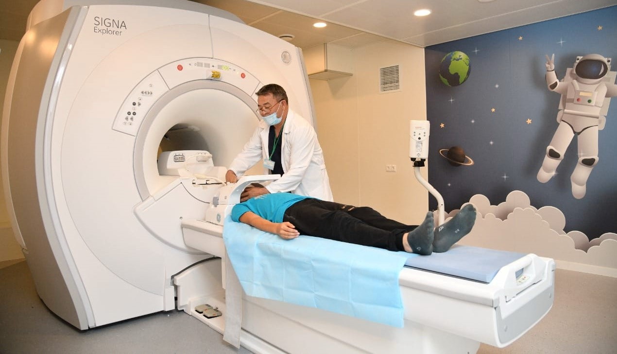 Halyqqa sapaly medısınalyq qyzmet qajet