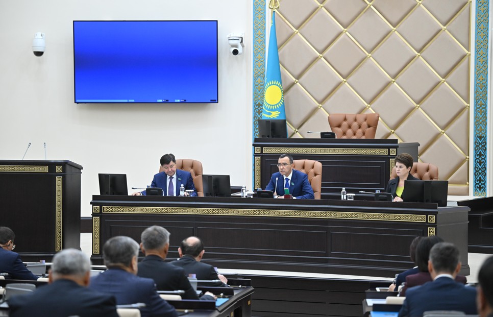 Palatanyń mańyzdy baǵyttary aıqyndaldy