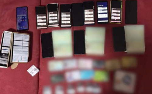 Alaıaqtardy SIM-kartalarmen qamtamasyz etken top ustaldy