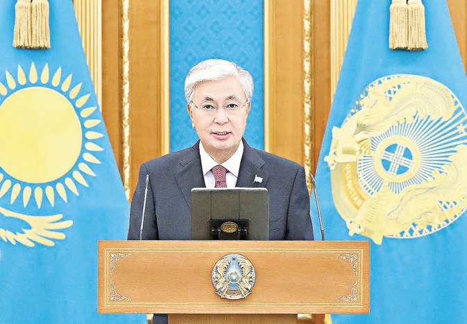 Boksty ulttyq sport deńgeıine kóterýimiz kerek