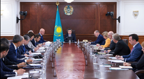 Investısııalyq ahýaldy jaqsartý máselesi talqylandy