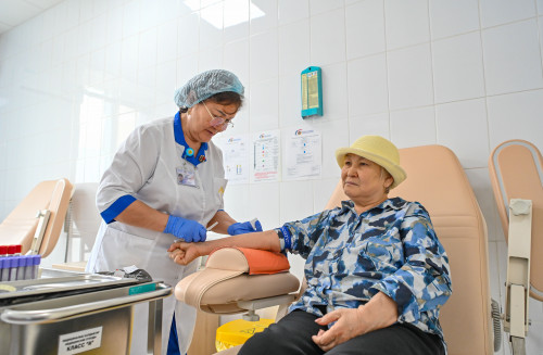 Densaýlyq saqtaý júıesin  jańǵyrtatyn bastama