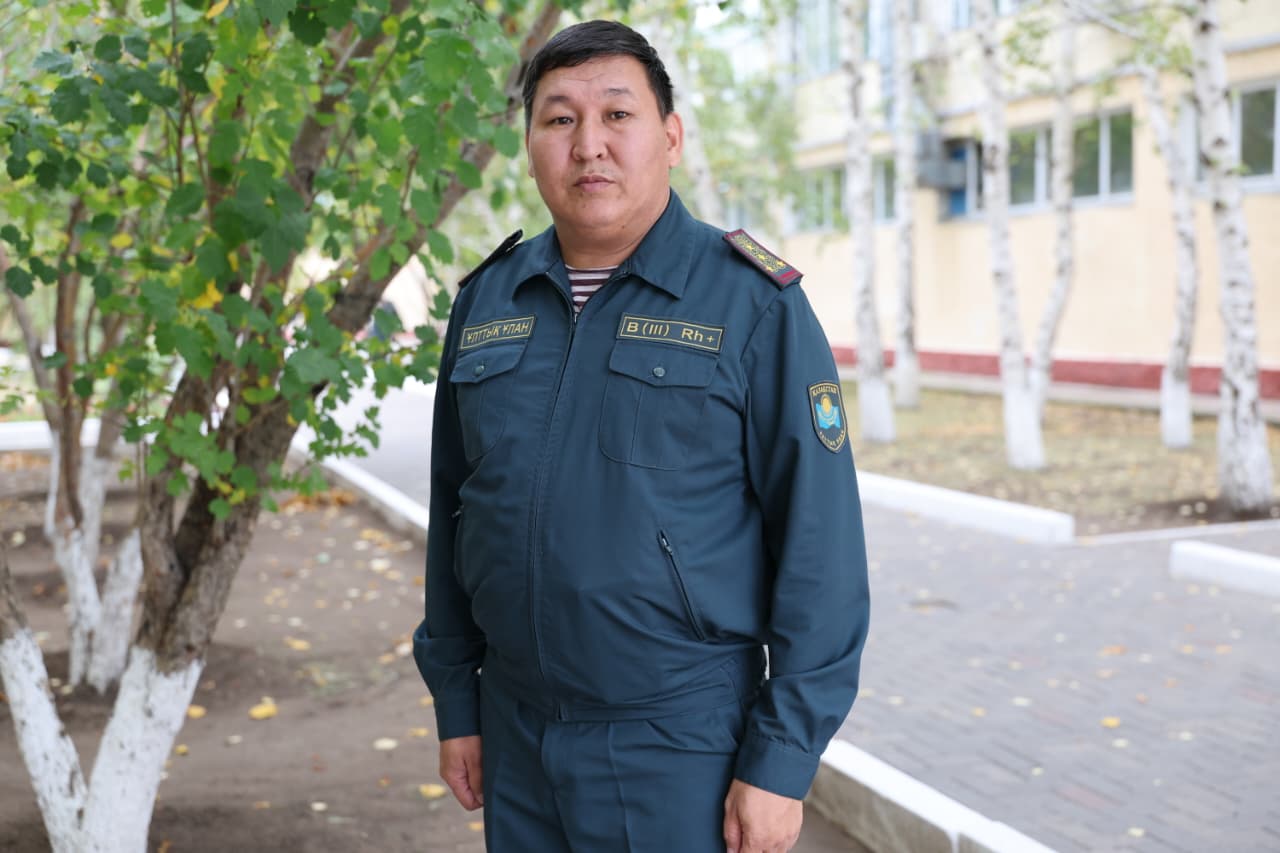 Ulttyq ulannyń ofıseri ekinshi ret adam ómirin saqtap qaldy