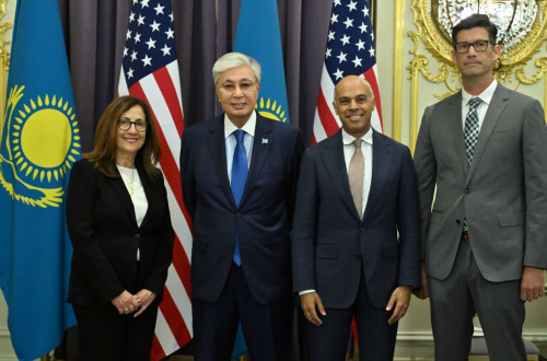 Qasym-Jomart Toqaev Educational Testing Service (ETS) kompanııasynyń prezıdenti jáne bas atqarýshy dırektory Amıt Sevakty qabyldady