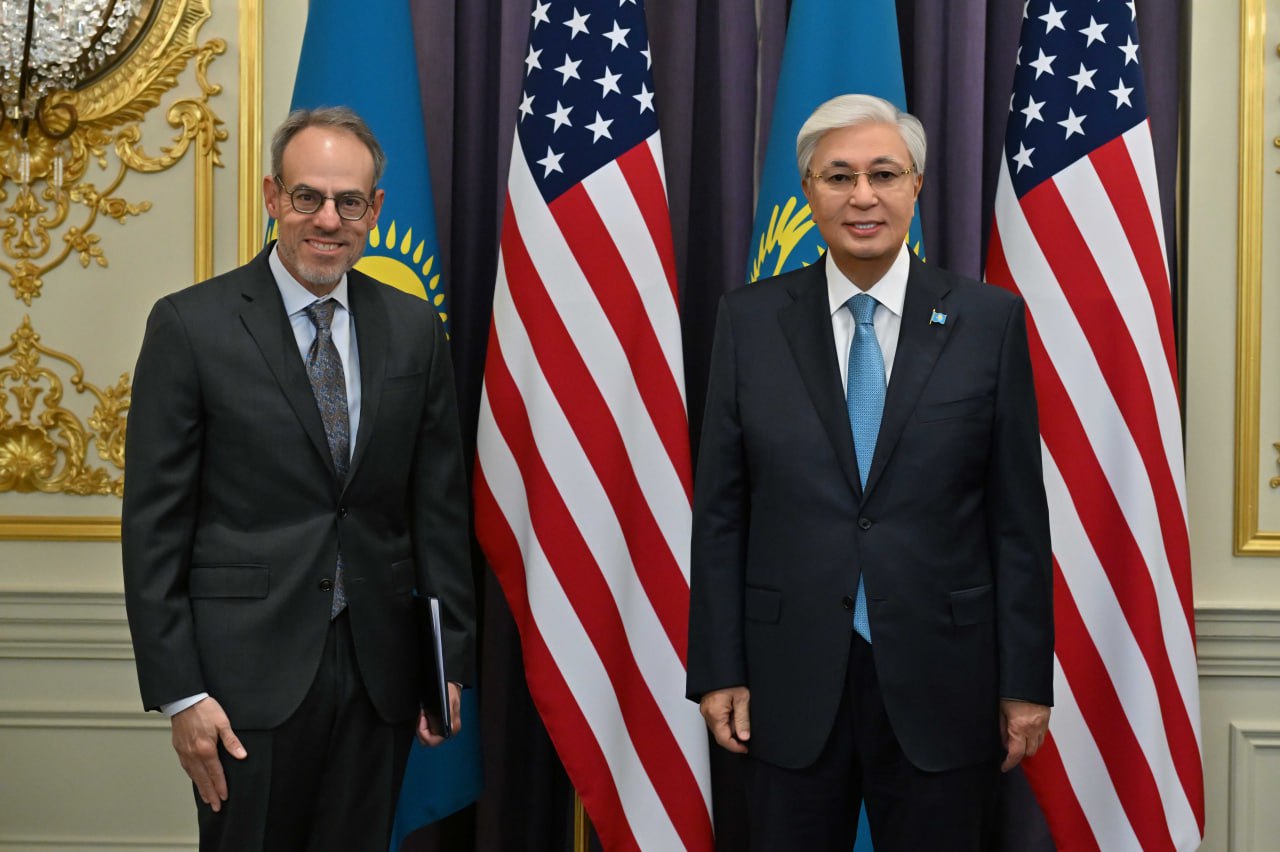 Prezıdent Amazon kompanııasynyń aǵa vıse-prezıdenti Devıd Zapolskıdi qabyldady